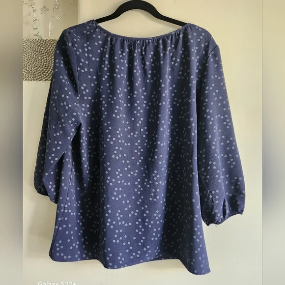 Olivia & Martin Blue Polka Dot Women's Top SKU F05 - Picture 2 of 6